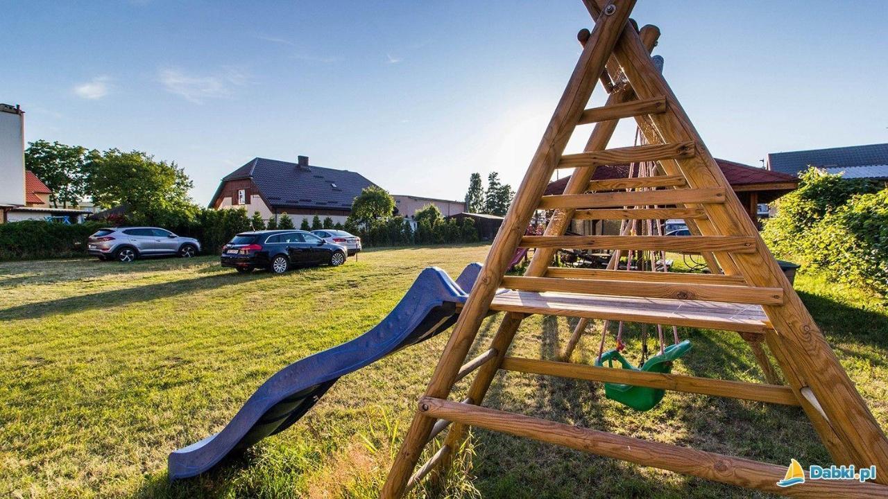 Pokoje Salsa Dąbki Exteriér fotografie